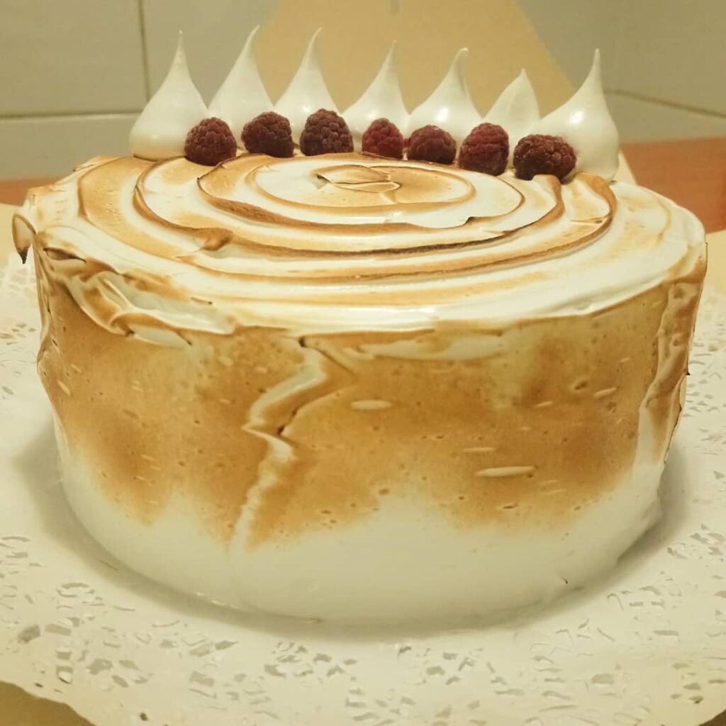 Torta Tres Leches Frambuesa La Cuisine Temuco torta-tres-leches-frambuesa-la-cuisine-temuco